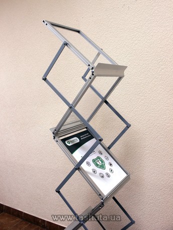 Stojak na ulotki LD9, 280x1530x410 mm