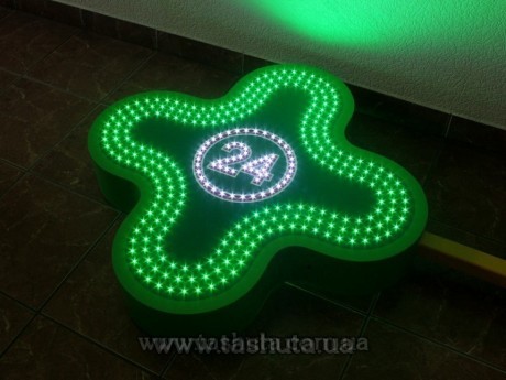 Krzyż apteczny LED „POLSKA” 24 godz. 800x800 mm