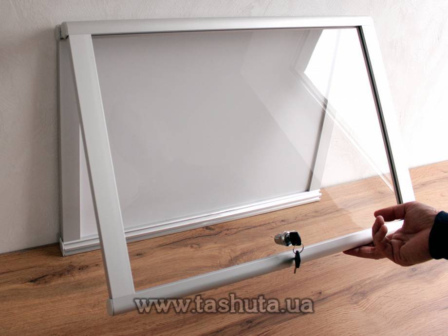 Information Board with Glass and Lock, 500x700mm