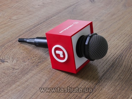 Kostka (nakładka) na mikrofon z logo przestrzenne