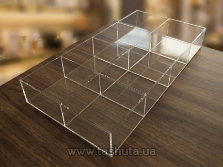 Коробка, контейнер із оргскла 200х200х70 мм на 8 відділеннь 