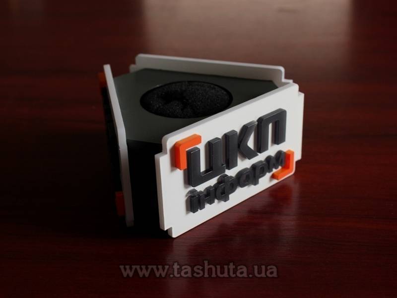 Triangular Microphone Flag with 3D Logo