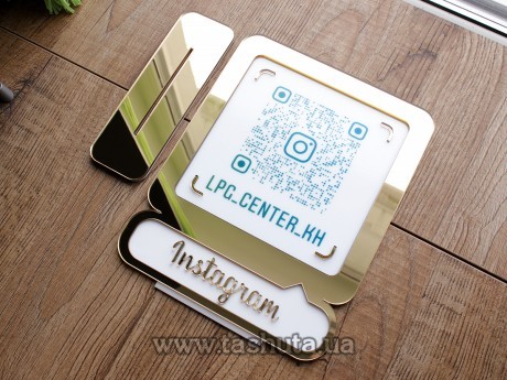Wizytówka na Instagram z kodem QR z plexi, stołowa 200x250mm, złoto lub srebro