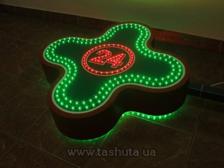 Krzyż apteczny LED „POLSKA” 24 godz. 700x700 mm