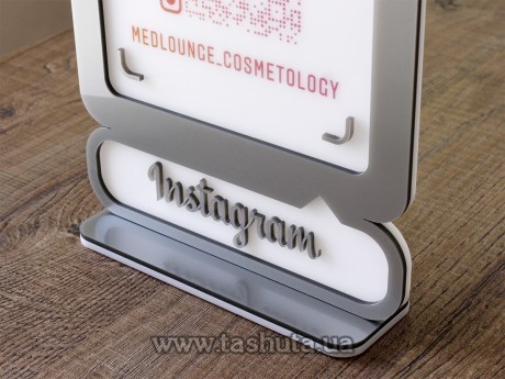 Wizytówka na Instagram z plastiku z kodem QR 200x250mm, złoto lub srebro