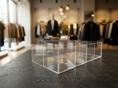Акриловая коробка для товаров 300х400х200 мм на 8 отделений