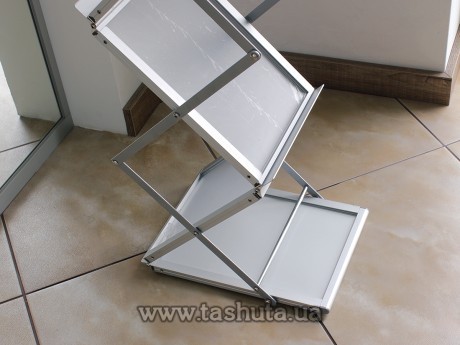 Stojak na ulotki LD9, 280x1530x410 mm
