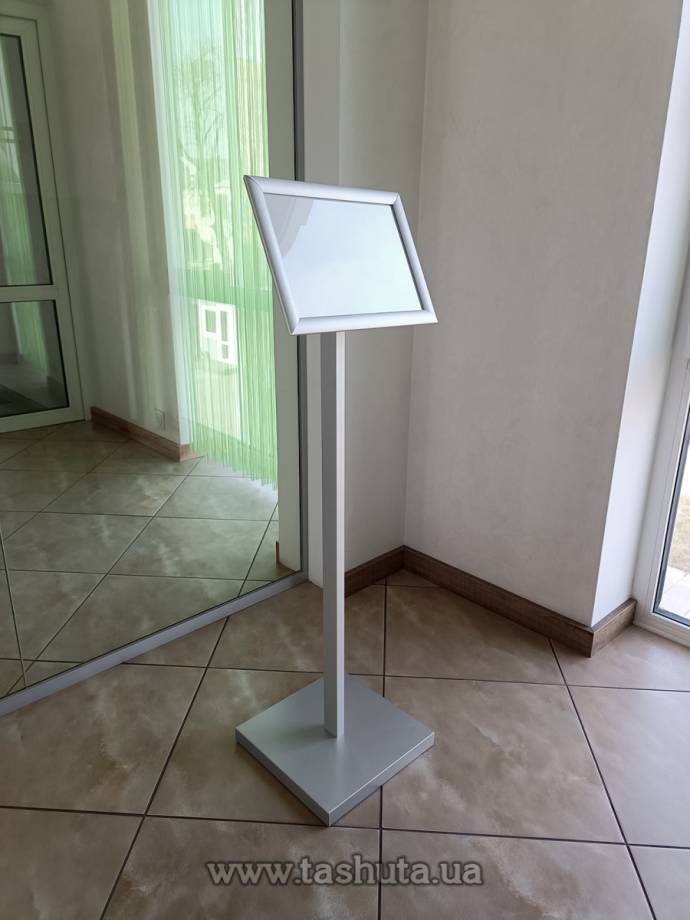 Inclined A4 Floor-Standing Information Stand (210x297mm)