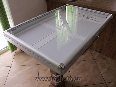 Gabloty informacyjne ze szkłem i zamkiem, 800x1200 mm