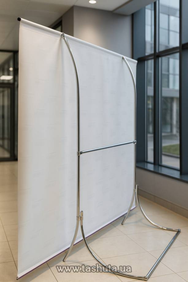 "Arc" Press Wall, Brand Wall 2x1.5m, Pockets