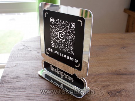 Wizytówka na Instagram z plastiku z kodem QR 200x250mm, złoto lub srebro
