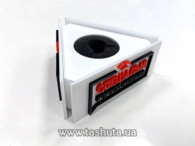 Triangular Microphone Flag with 3D Logo