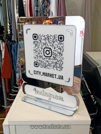 Wizytówka na Instagram z kodem QR z plexi, stołowa 350x440mm, złoto lub srebro