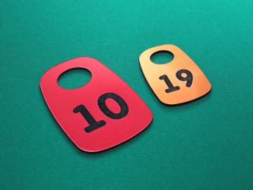 Номерок для ключей пластиковый 50х70 мм, двухсторонний