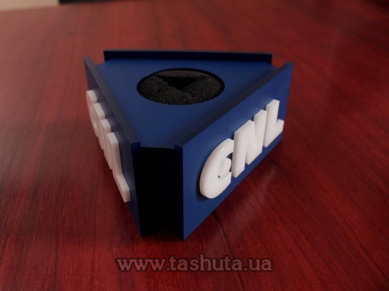 Triangular Microphone Flag with 3D Logo