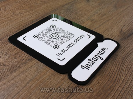 Tabliczka na Instagram z kodem QR 250x315mm z kolorowego akrylu