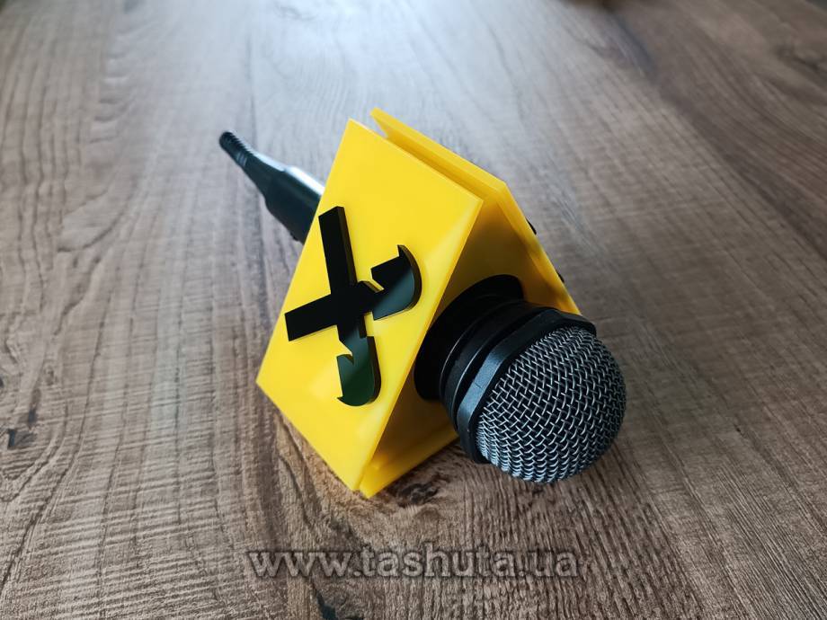 Triangular Microphone Flag with 3D Logo