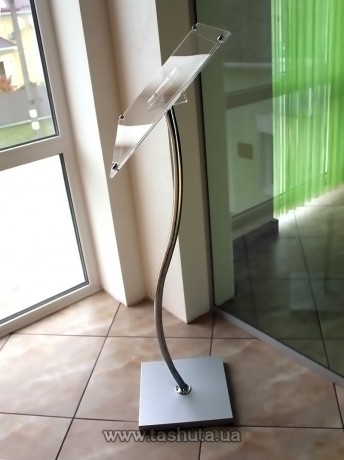 Stojak informacyjny „Zyg-Zag” z ramką akrylową A3 (297x420)
