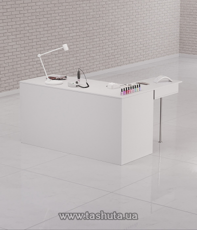 Стол маникюрный, 150х120х75х60 cм