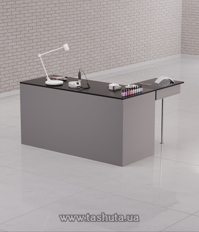 Стол маникюрный, 150х120х75х60 cм