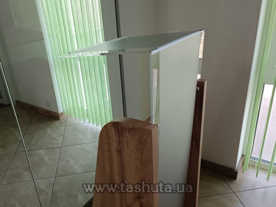 Acrylic Speaker's Lectern