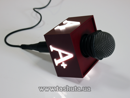 Световой кубик (насадка) на микрофон  с объемным логотипом