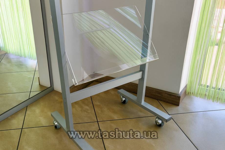 Стойка для полиграфии VIP, 3 кармана А4х2