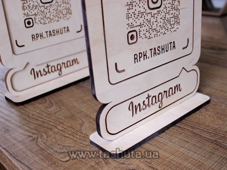 Wizytówka na Instagram z kodem QR ze sklejki 200x250mm
