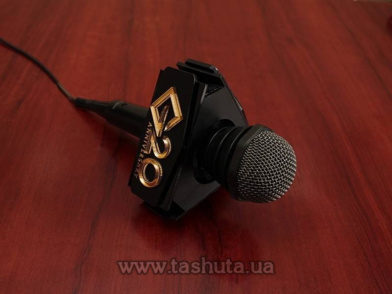Triangular Microphone Flag with 3D Logo