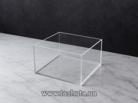 Коробка из оргстекла 200х300х150 мм