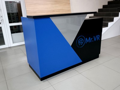 Front Desk with Acrylic Insert, 160x110x70cm