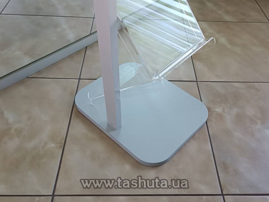 "Zigzag" Literature Stand with 6 A4 Pockets and Logo Header